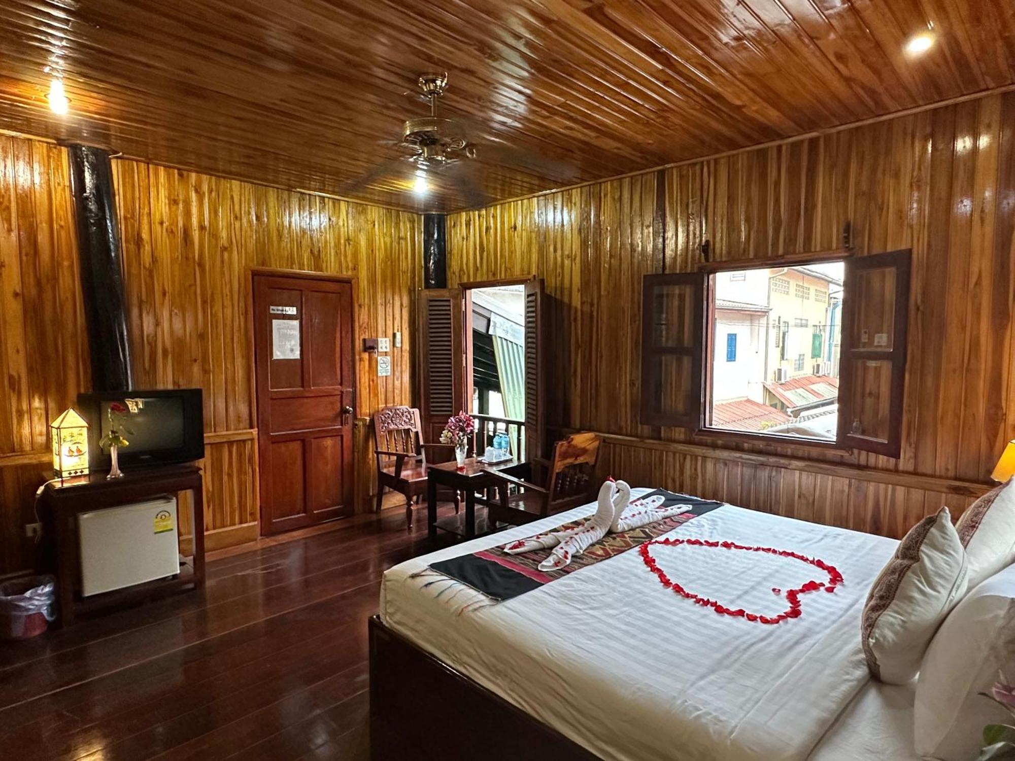 Villa Alounsavath Mekong Riverside Luang Prabang Exterior foto