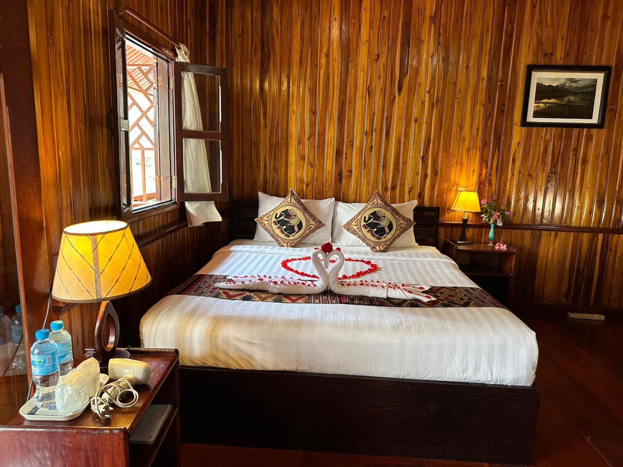 Villa Alounsavath Mekong Riverside Luang Prabang Exterior foto