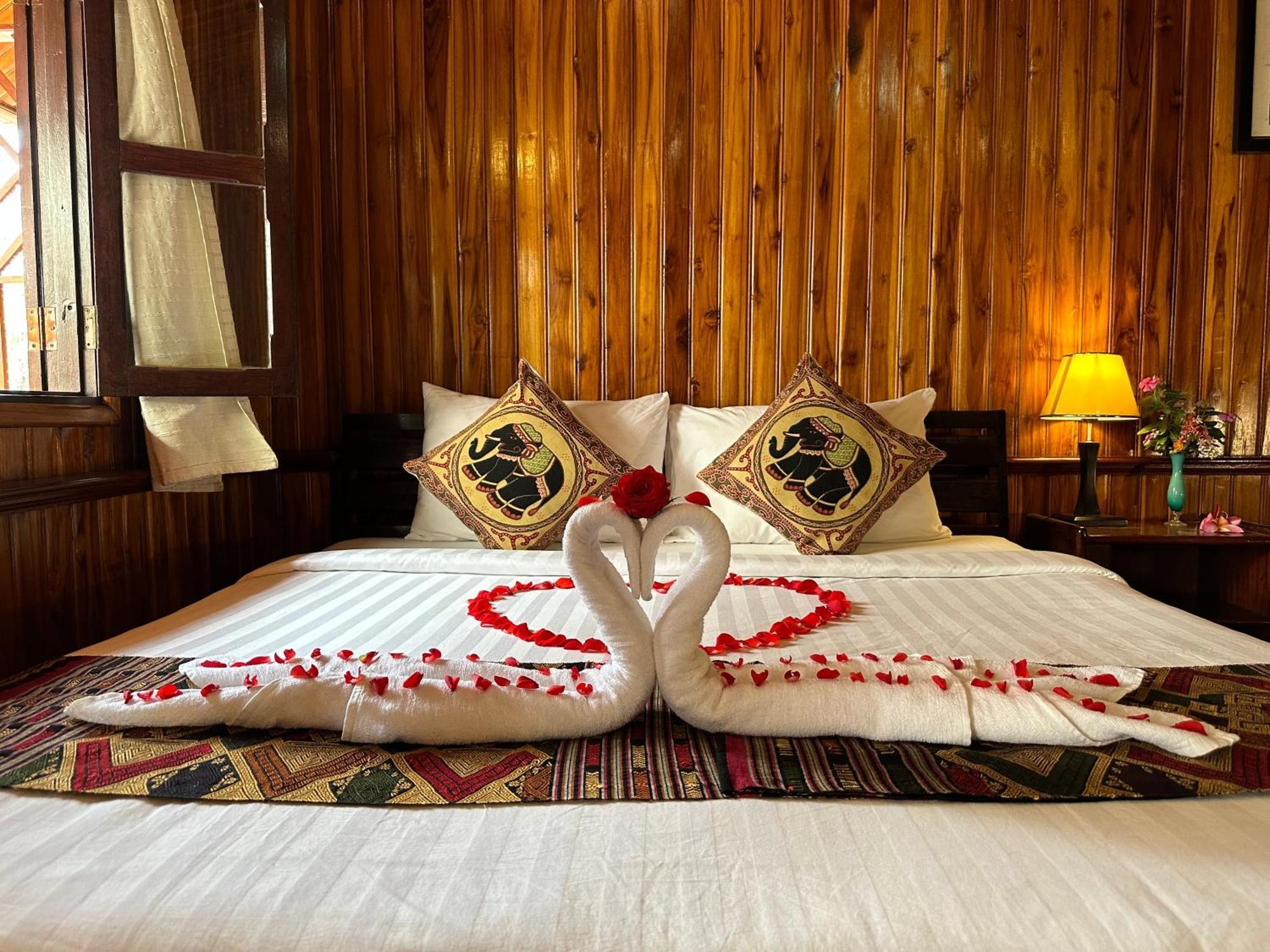 Villa Alounsavath Mekong Riverside Luang Prabang Exterior foto